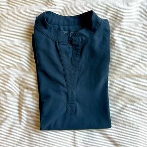 Figs Rafaela Scrub Top in Dark Harbor